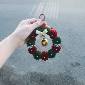 holly berry mini wreath