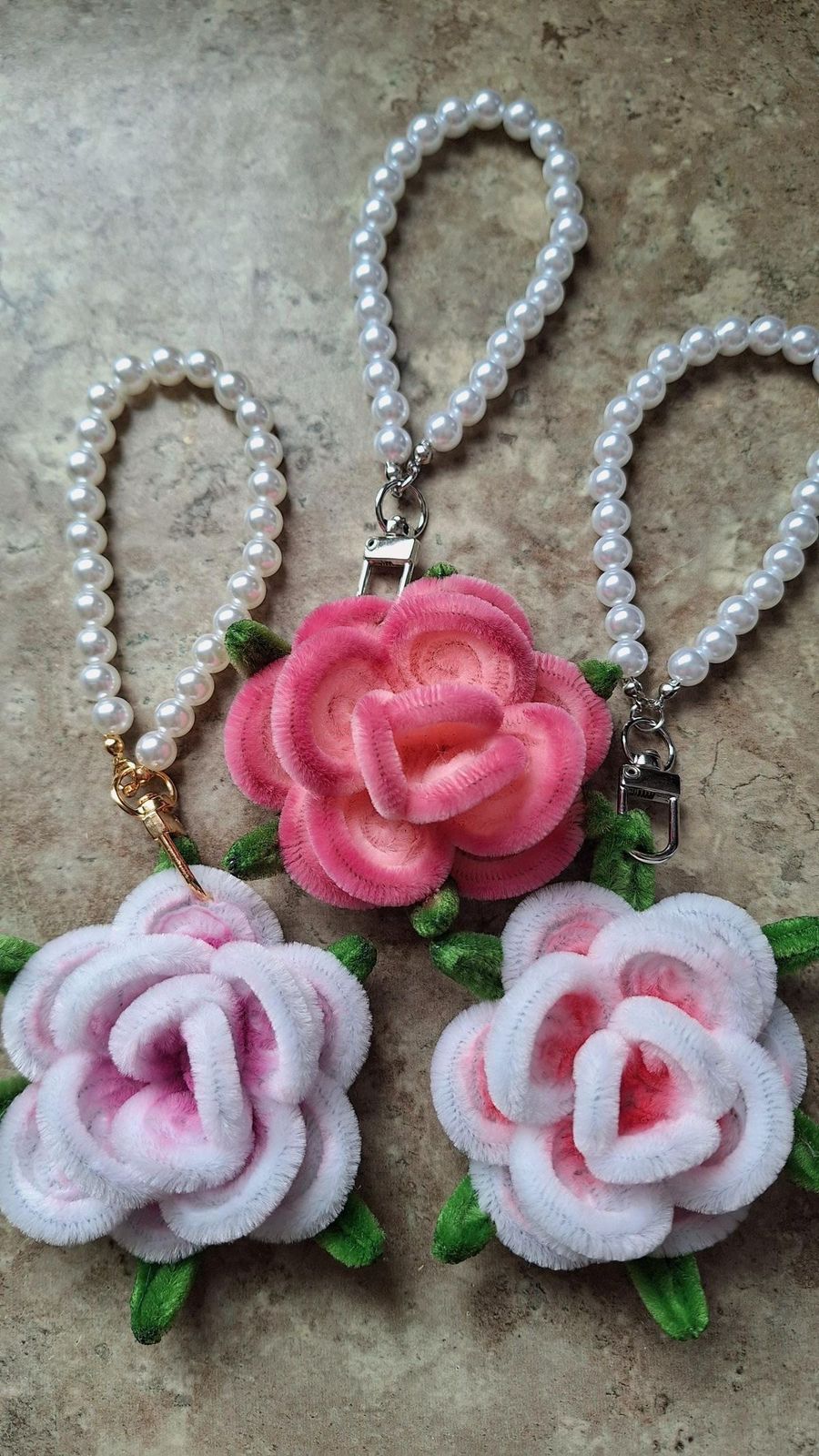 velvet rose & pearl charm velvet rose & pearl charm
