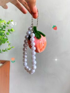 pearl & plush strawberry